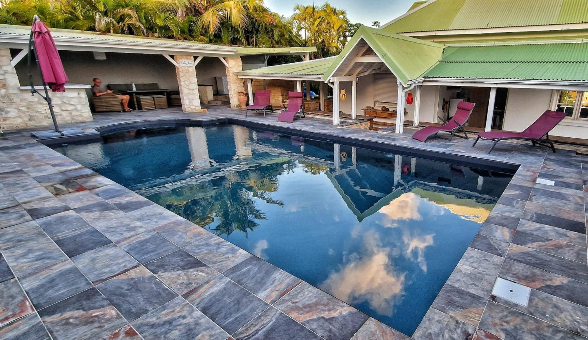VILLA 6-10 PERS, VUE MER, Piscine Privée, PLAGE A PIEDS Le Gosier  Exterior foto