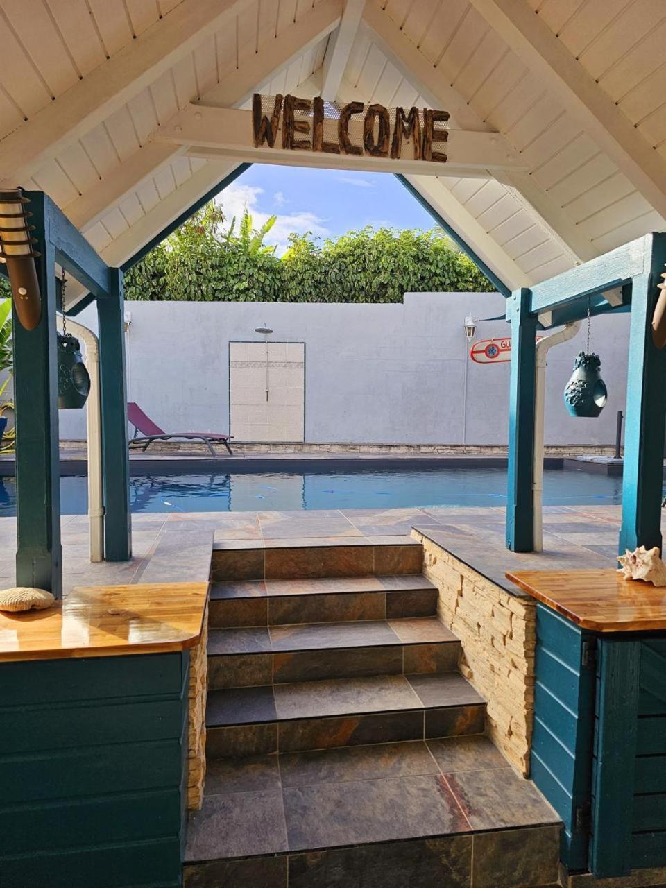 VILLA 6-10 PERS, VUE MER, Piscine Privée, PLAGE A PIEDS Le Gosier  Exterior foto